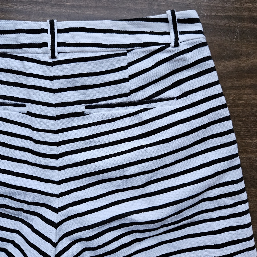 J.Crew Striped Pleated Shorts Nautical Black/ White Women's Size 4 - Picture 10 of 13